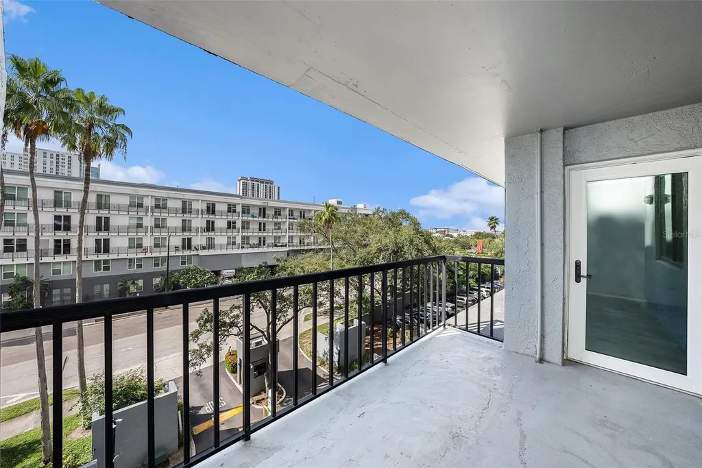 201 W Laurel Street Tampa FL 33602