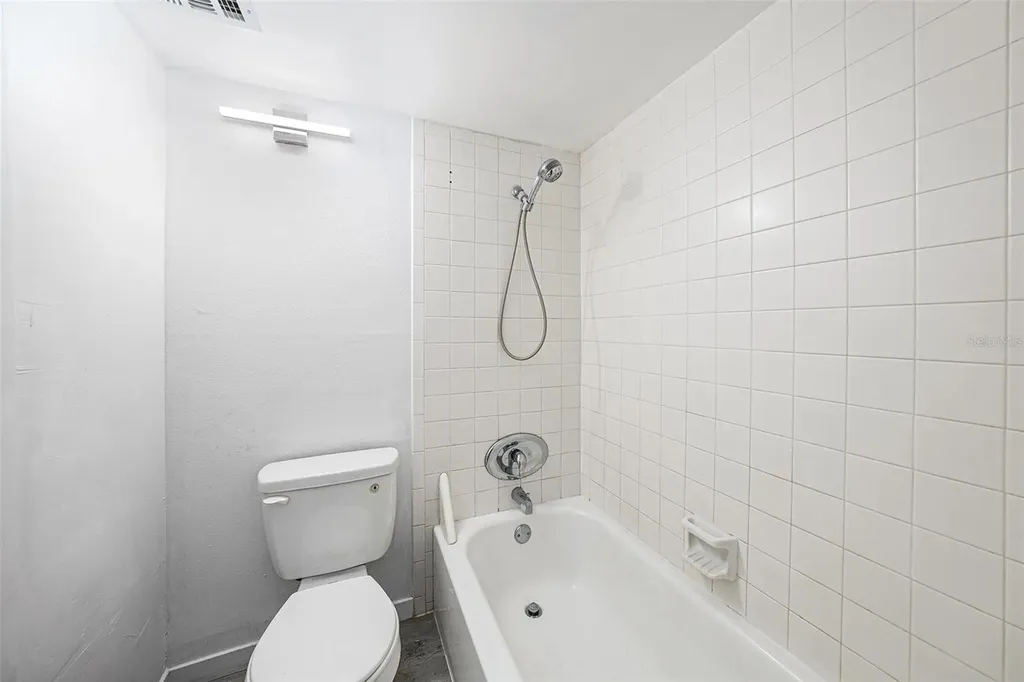 201 W Laurel Street Tampa FL 33602