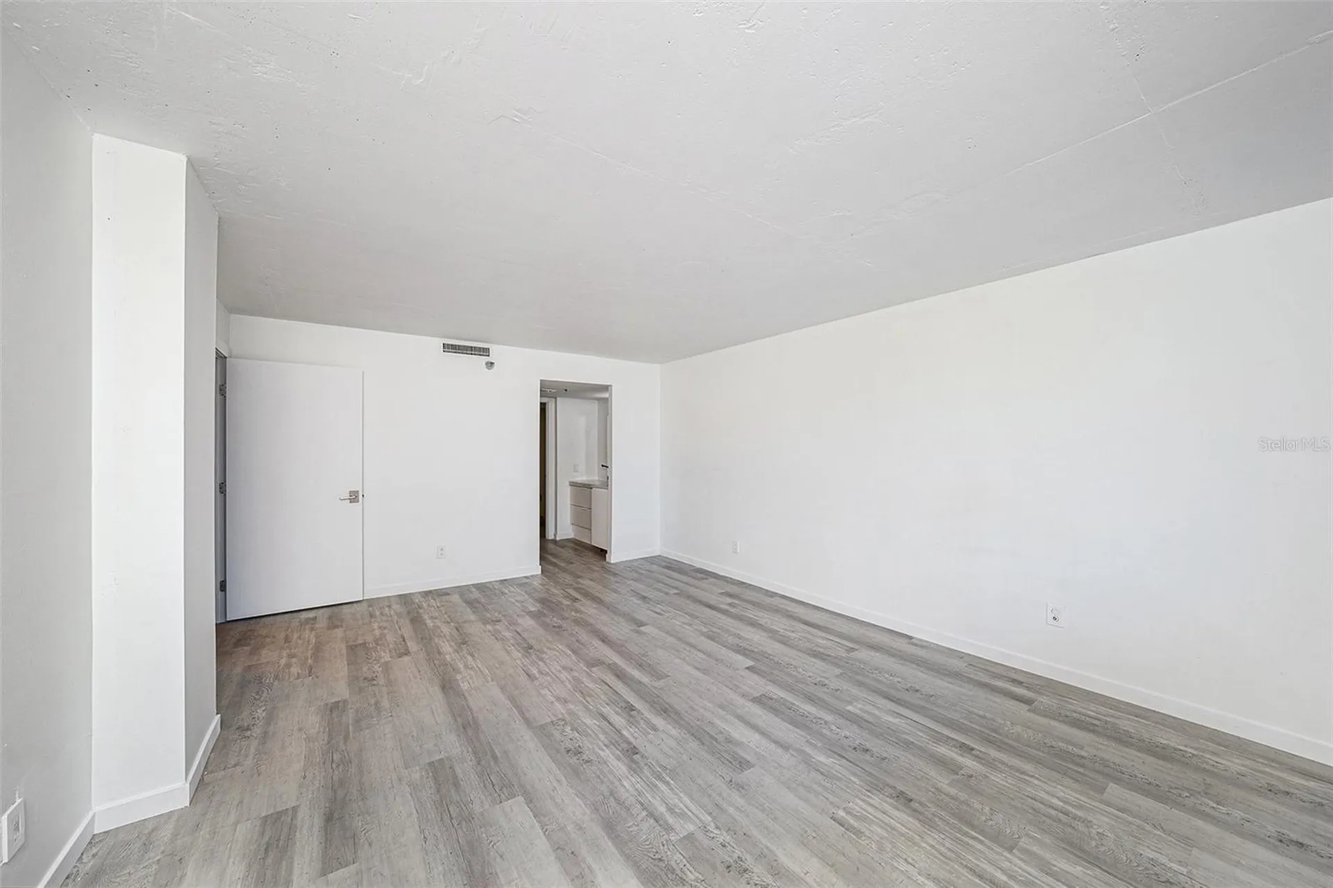 201 W Laurel Street Tampa FL 33602