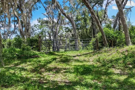 14765 Us Highway 41 Spring Hill FL 34610
