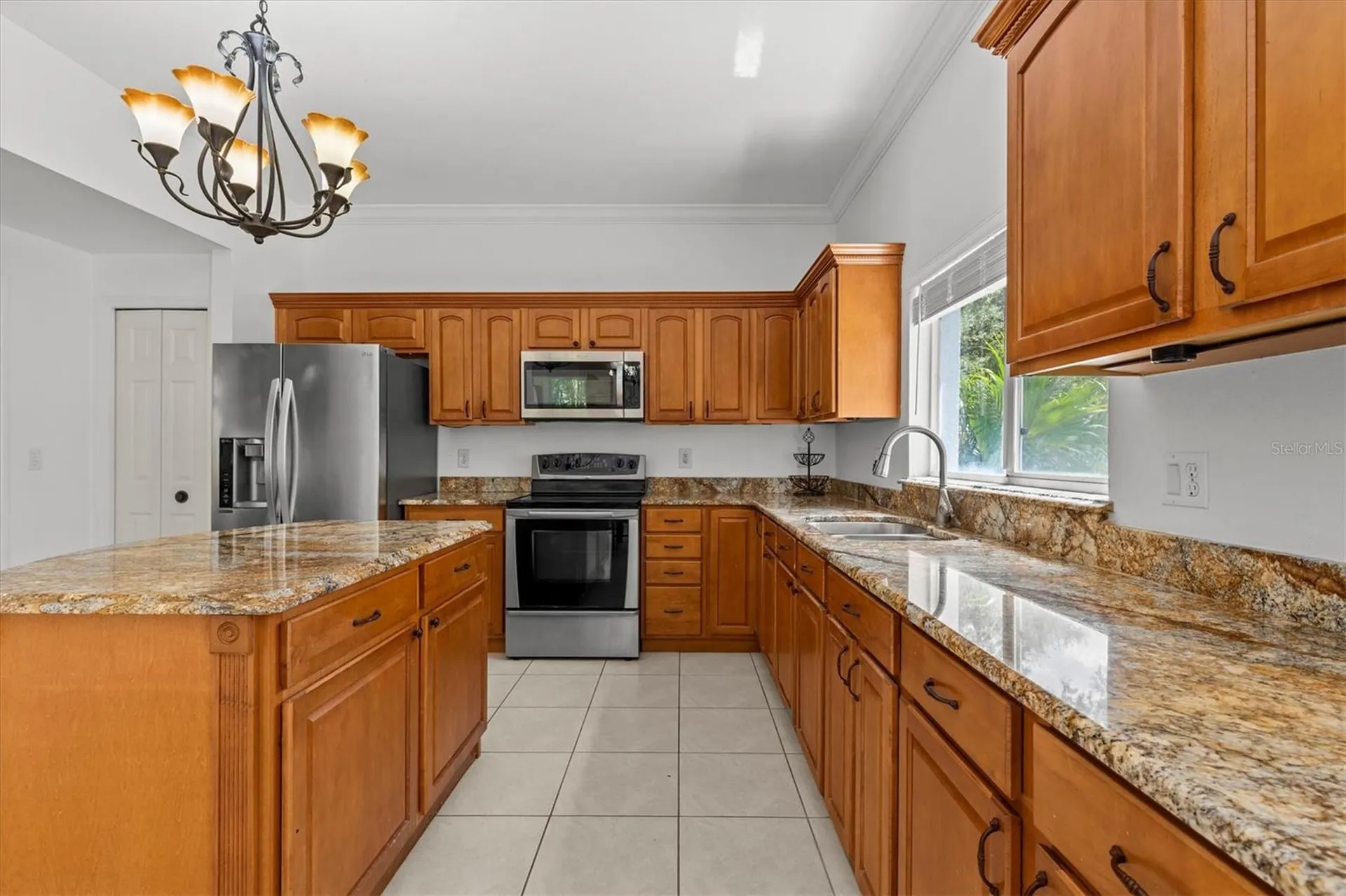 2328 Warwick Drive Oldsmar FL 34677