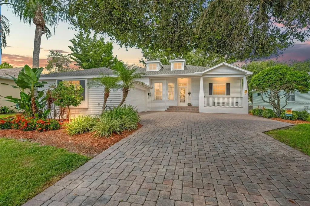 2820 Swan Circle Dunedin FL 34698