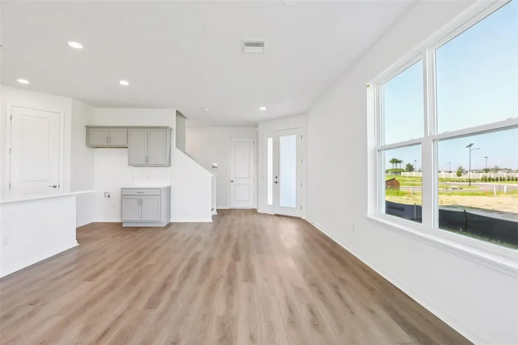 31445 Spanish Mission Road San Antonio FL 33576