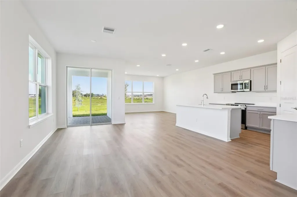 31445 Spanish Mission Road San Antonio FL 33576