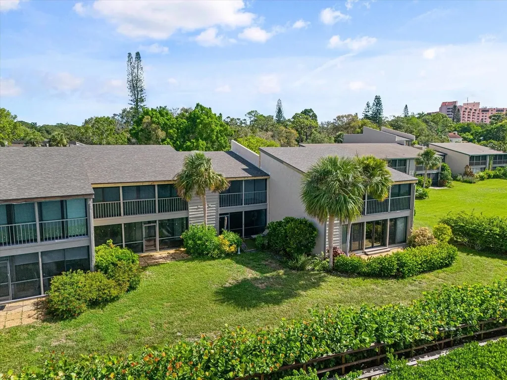 1520 Pelican Point Drive Sarasota FL 34231