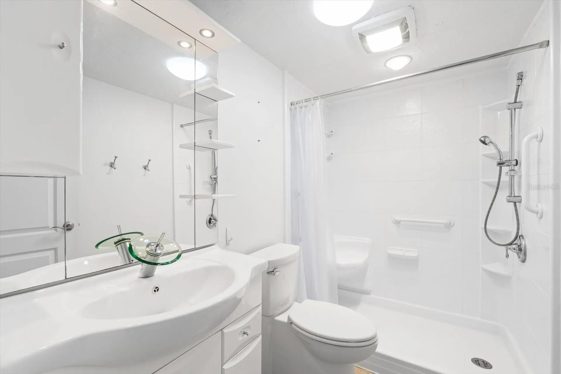 1520 Pelican Point Drive Sarasota FL 34231