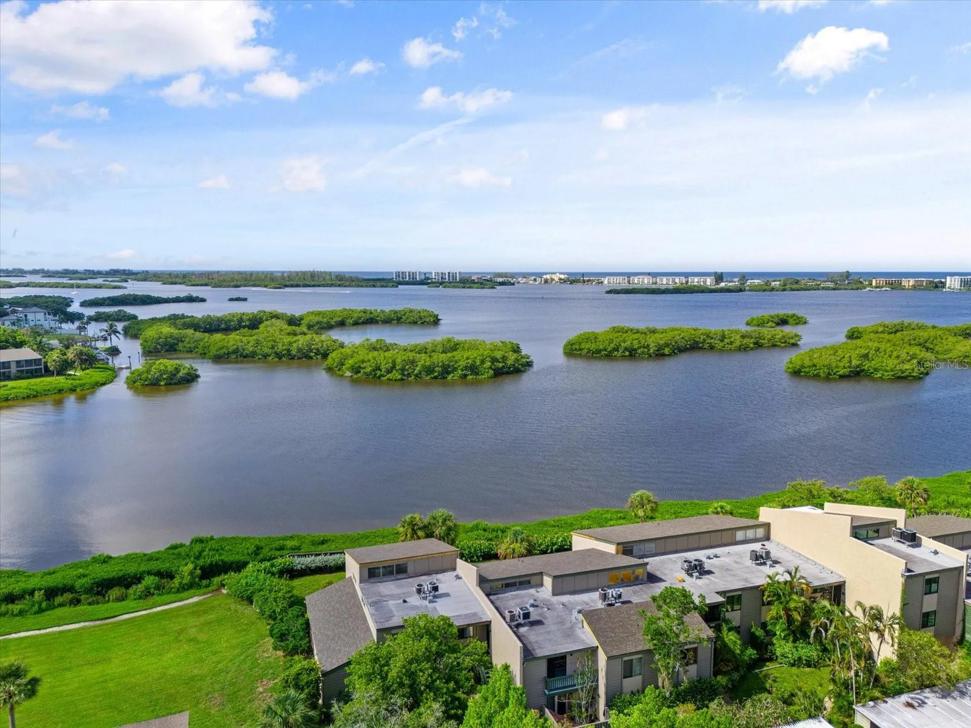 1520 Pelican Point Drive Sarasota FL 34231