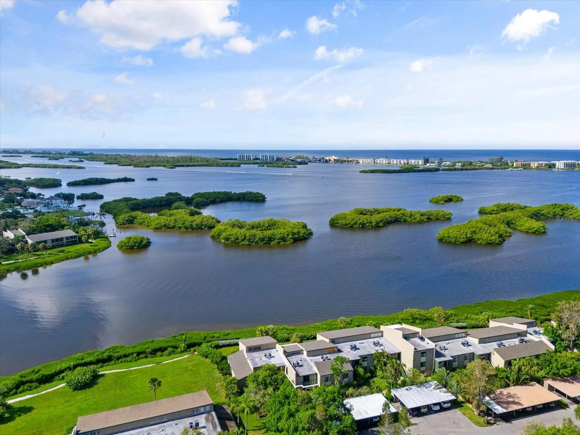 1520 Pelican Point Drive Sarasota FL 34231