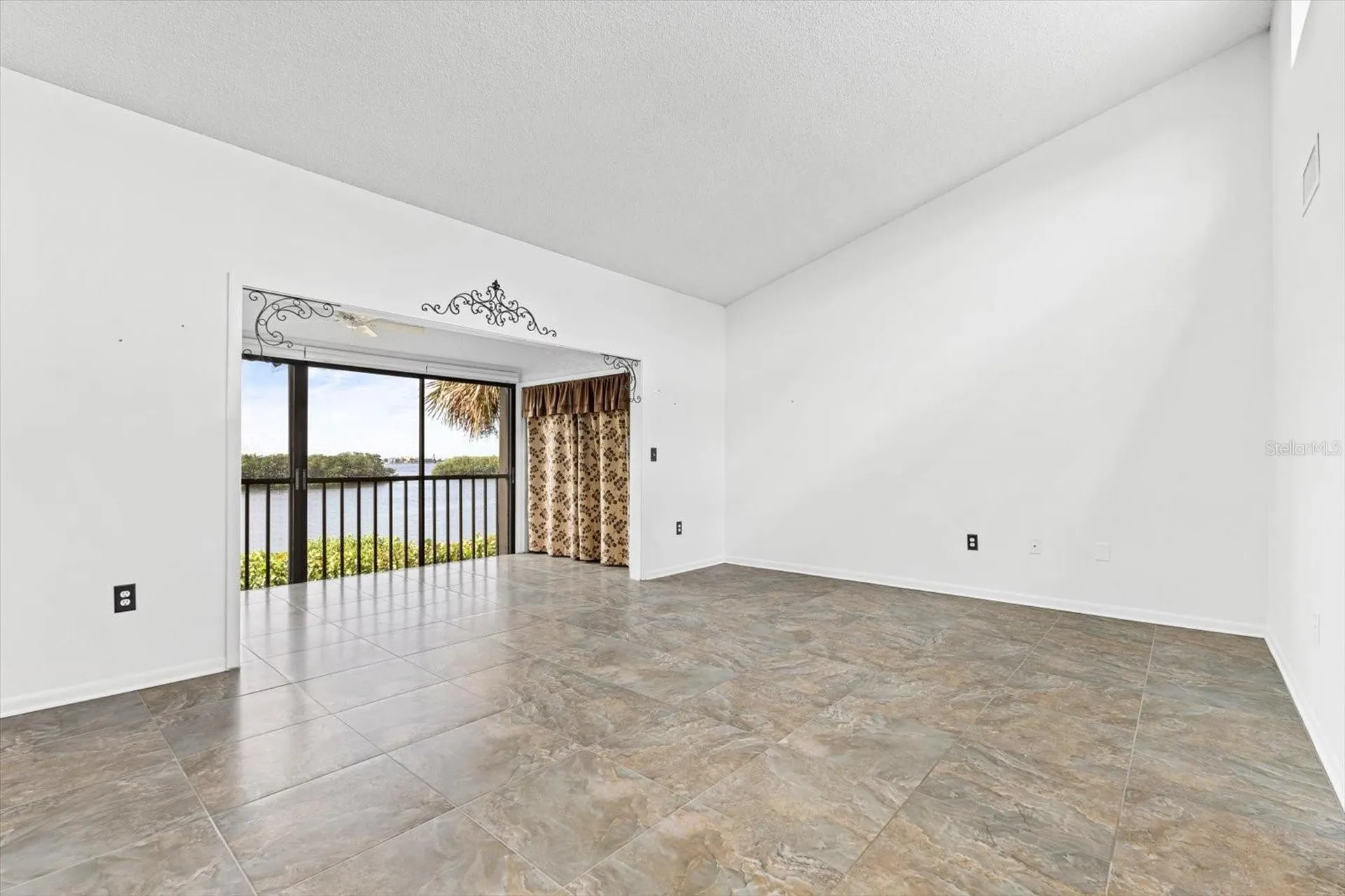 1520 Pelican Point Drive Sarasota FL 34231