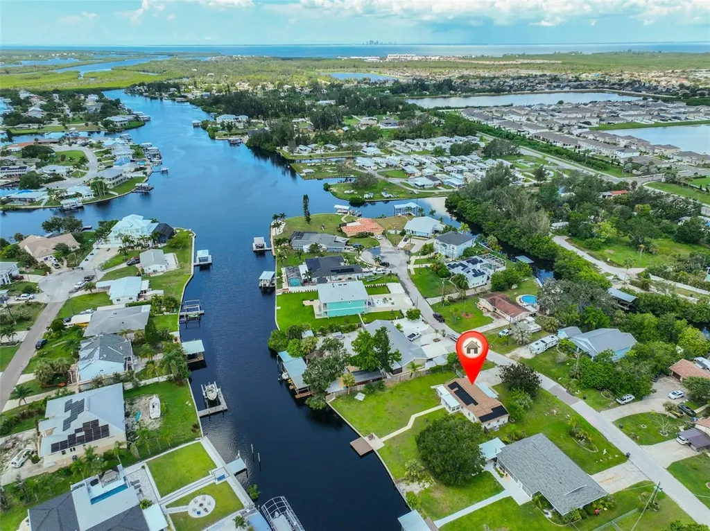 812 White Heron Boulevard Ruskin FL 33570