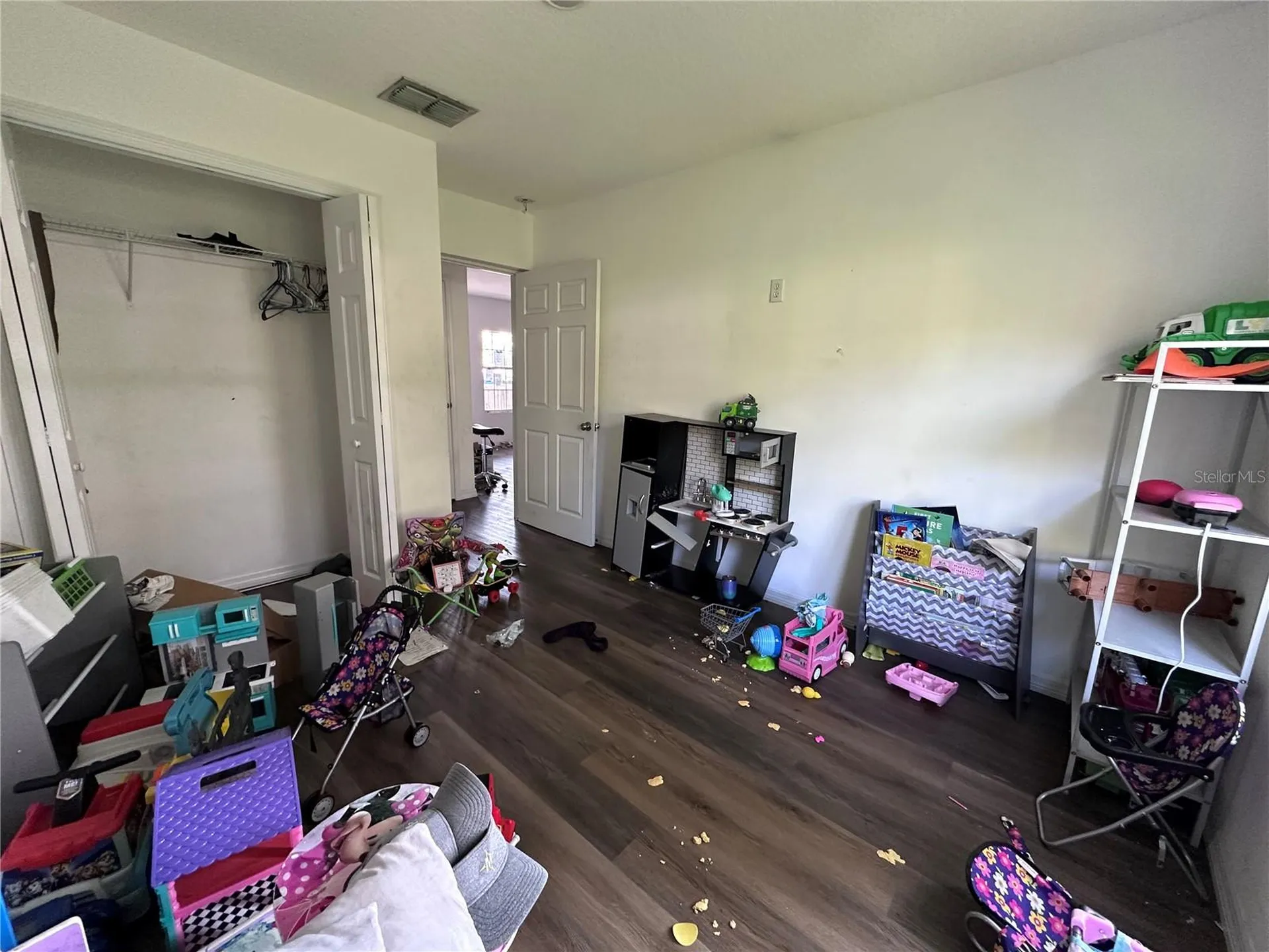 5301 Royal Oak Drive Tampa FL 33610