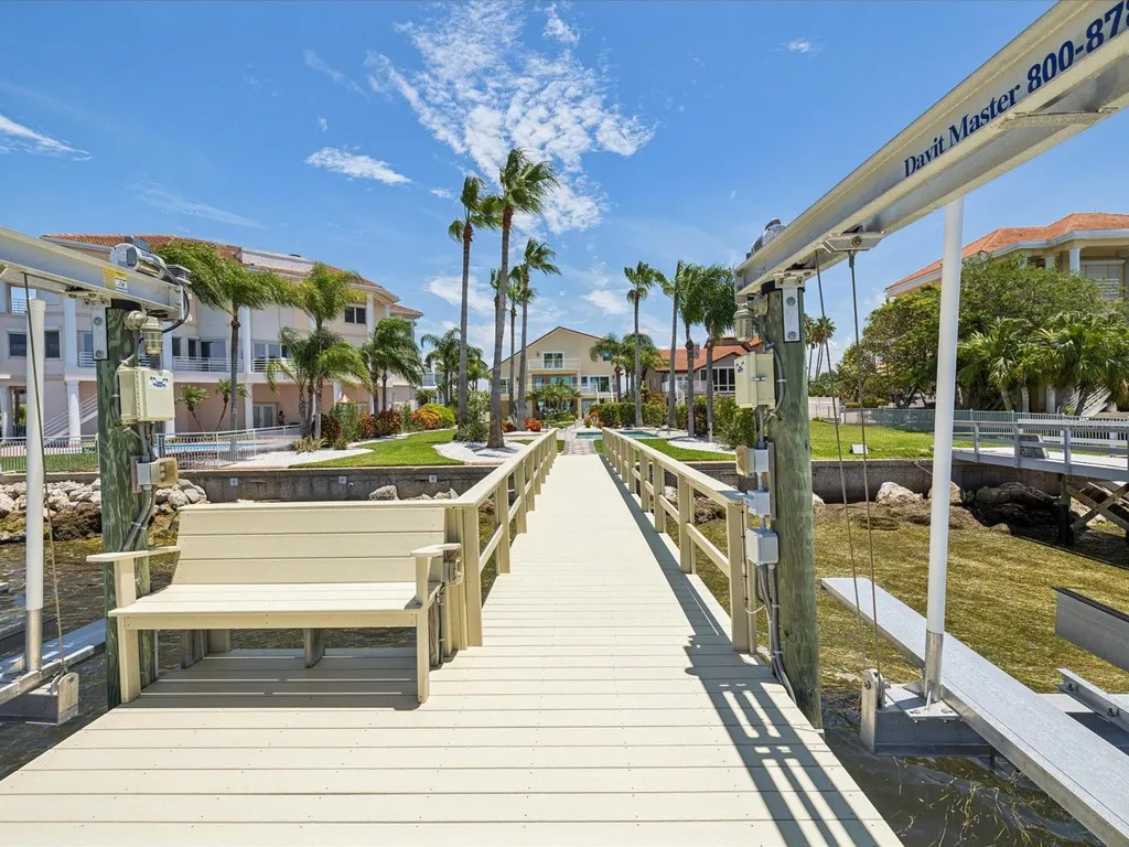 5101 Westshore Drive New Port Richey FL 34652