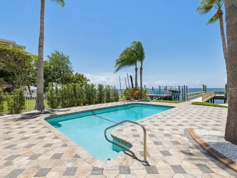5101 Westshore Drive New Port Richey FL 34652