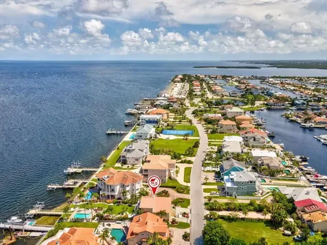5101 Westshore Drive New Port Richey FL 34652
