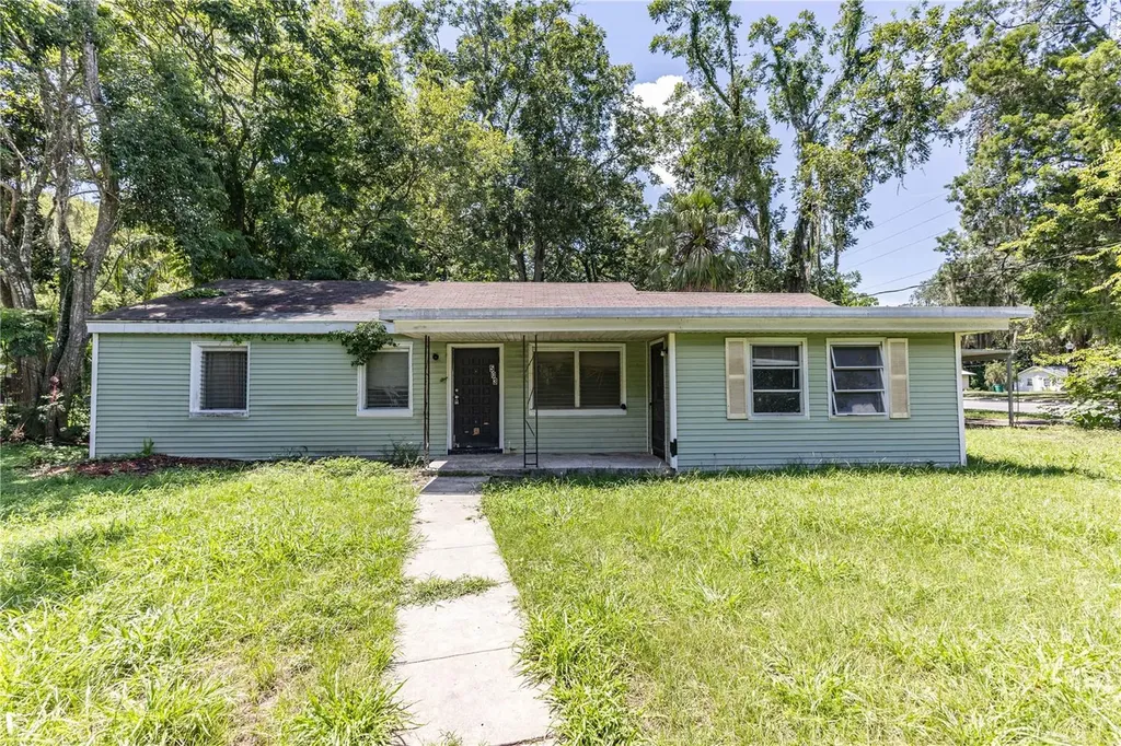 503 Gray Avenue Wildwood FL 34785