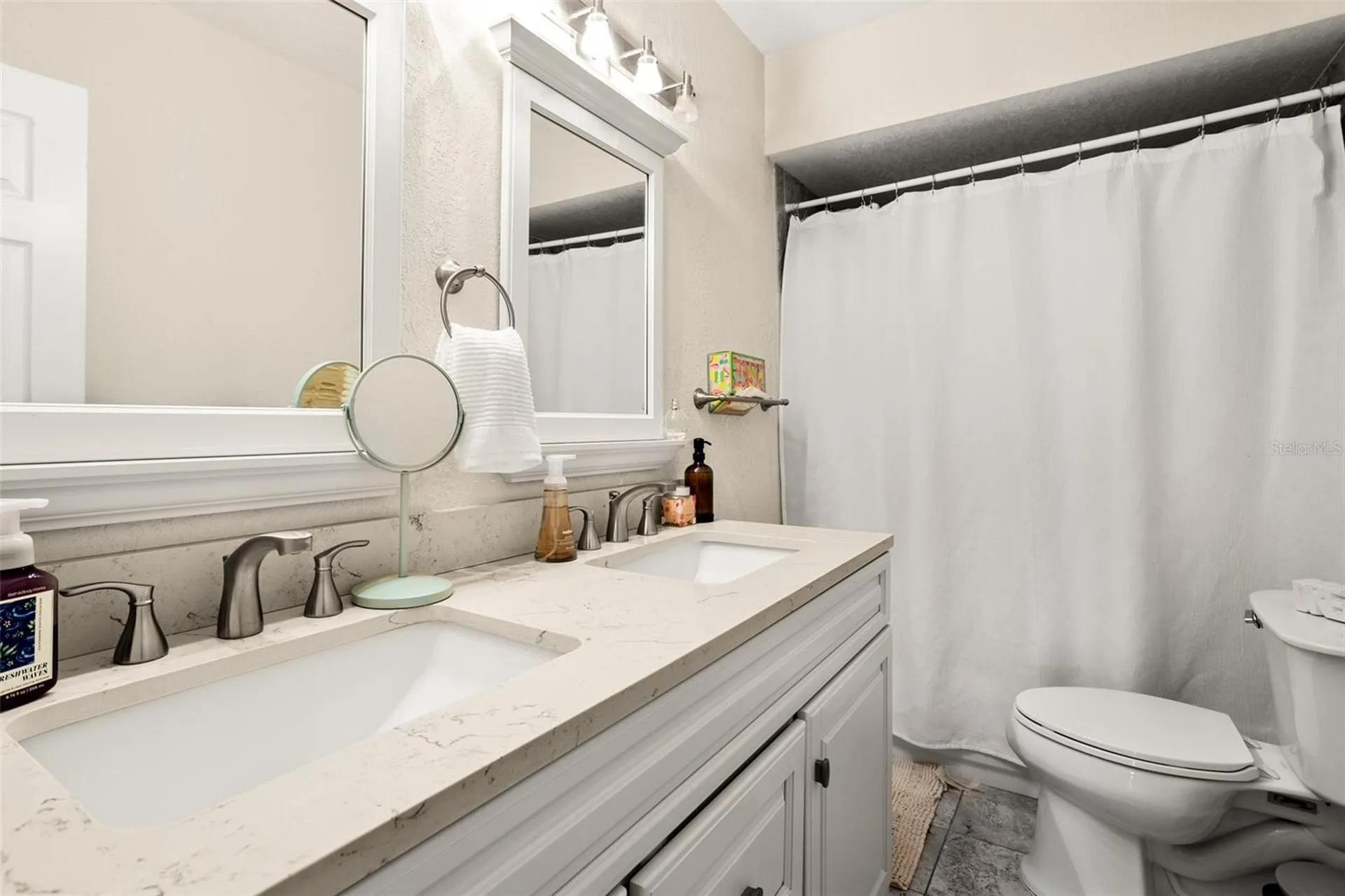 8915 59th Way N Pinellas Park FL 33782