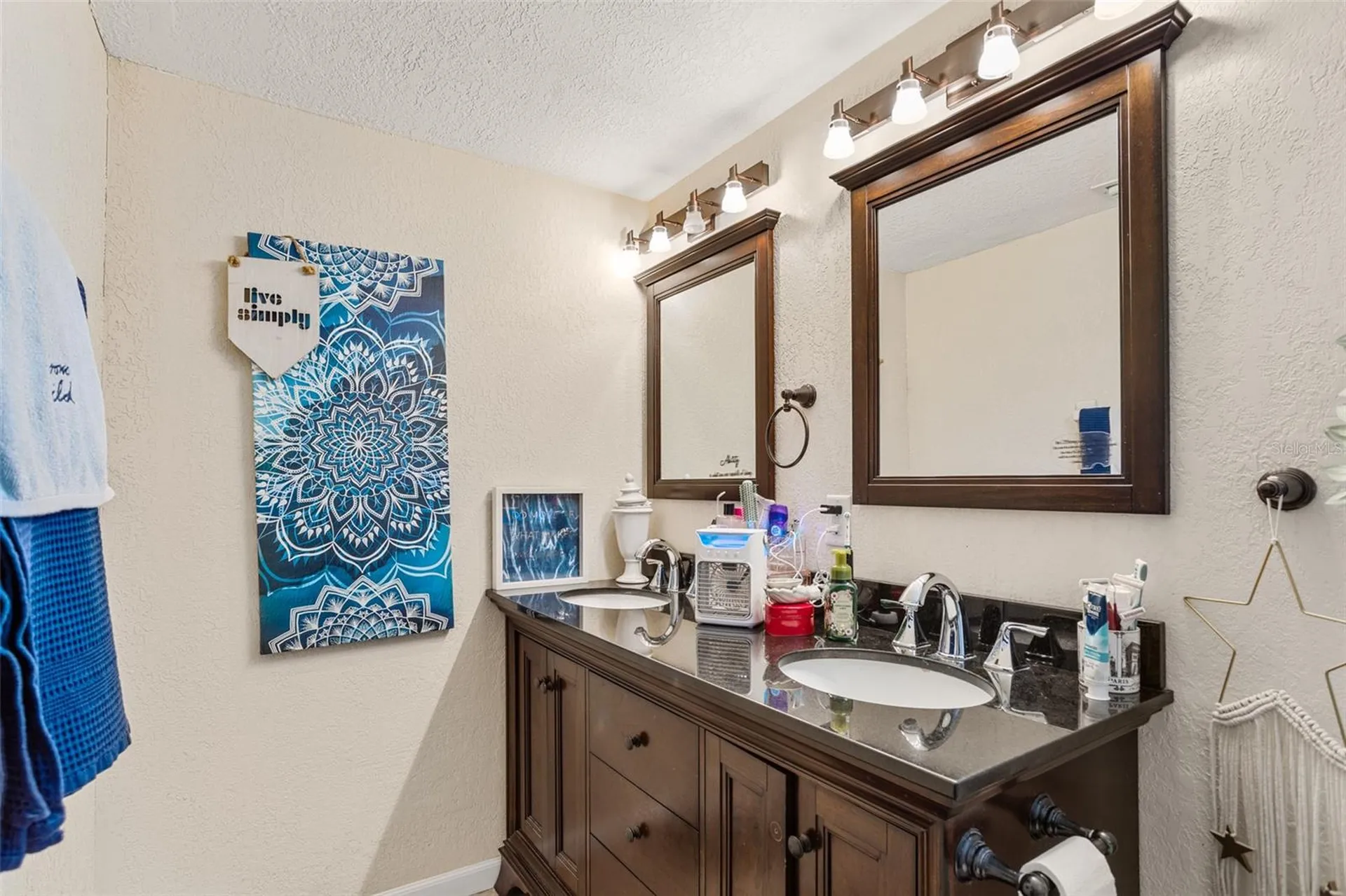 8915 59th Way N Pinellas Park FL 33782