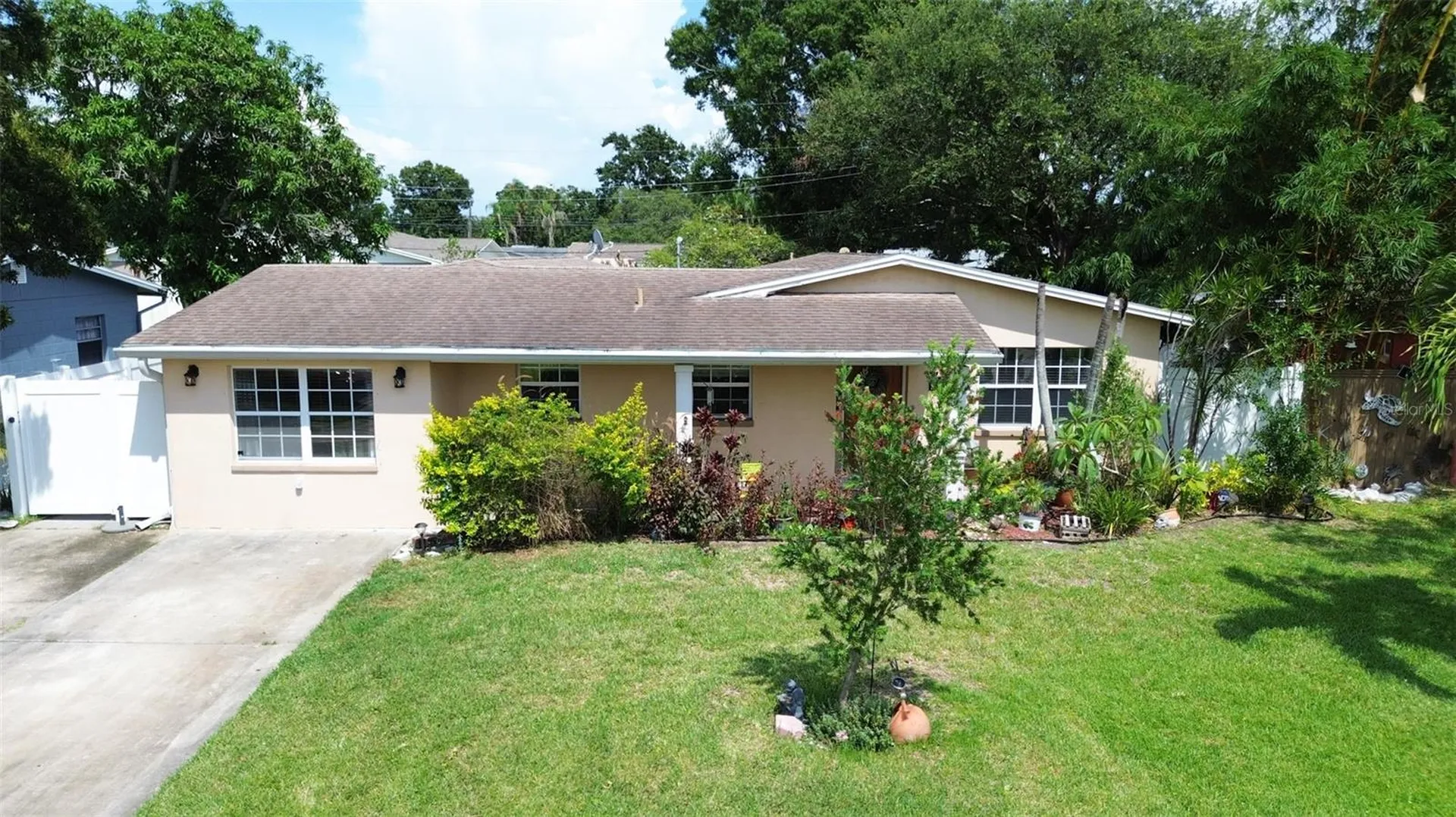 8915 59th Way N Pinellas Park FL 33782