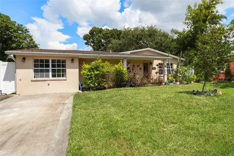 8915 59th Way N Pinellas Park FL 33782