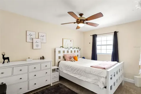 8915 59th Way N Pinellas Park FL 33782