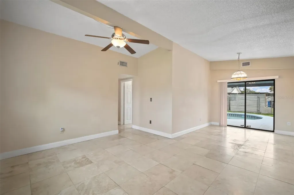 4712 Bessie Road Tampa FL 33615