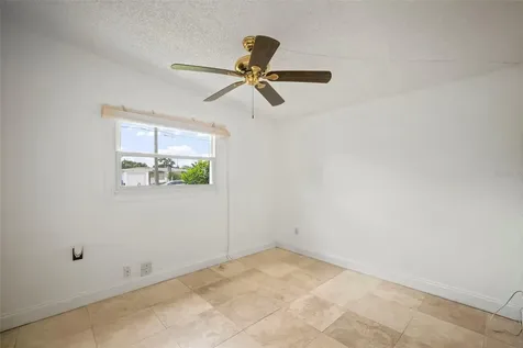 4712 Bessie Road Tampa FL 33615