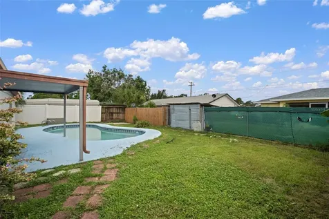 4712 Bessie Road Tampa FL 33615