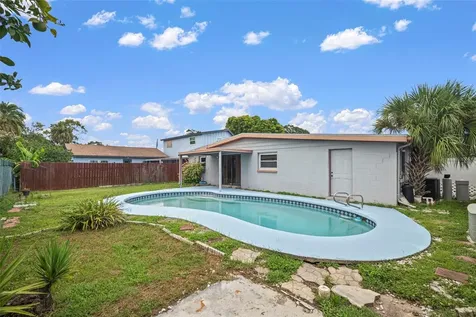 4712 Bessie Road Tampa FL 33615