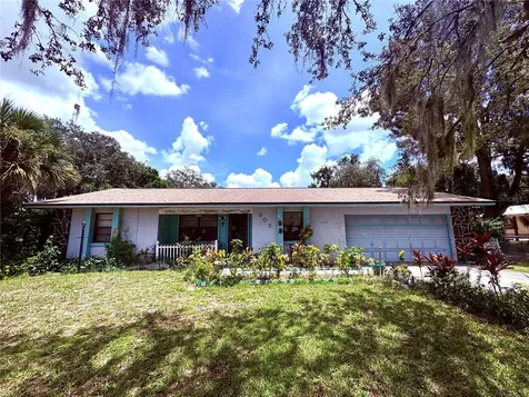 205 N Manatee Avenue Davenport FL 33837
