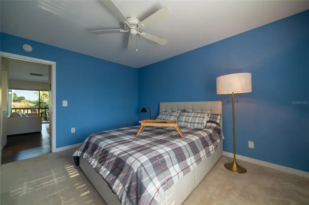 3861 S Lake Drive Tampa FL 33614