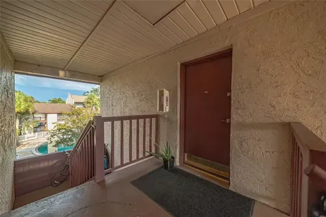 3861 S Lake Drive Tampa FL 33614