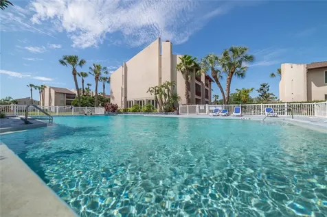 3861 S Lake Drive Tampa FL 33614
