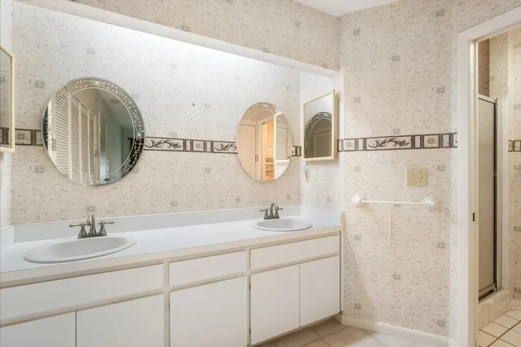 8704 40th Lane N Pinellas Park FL 33782
