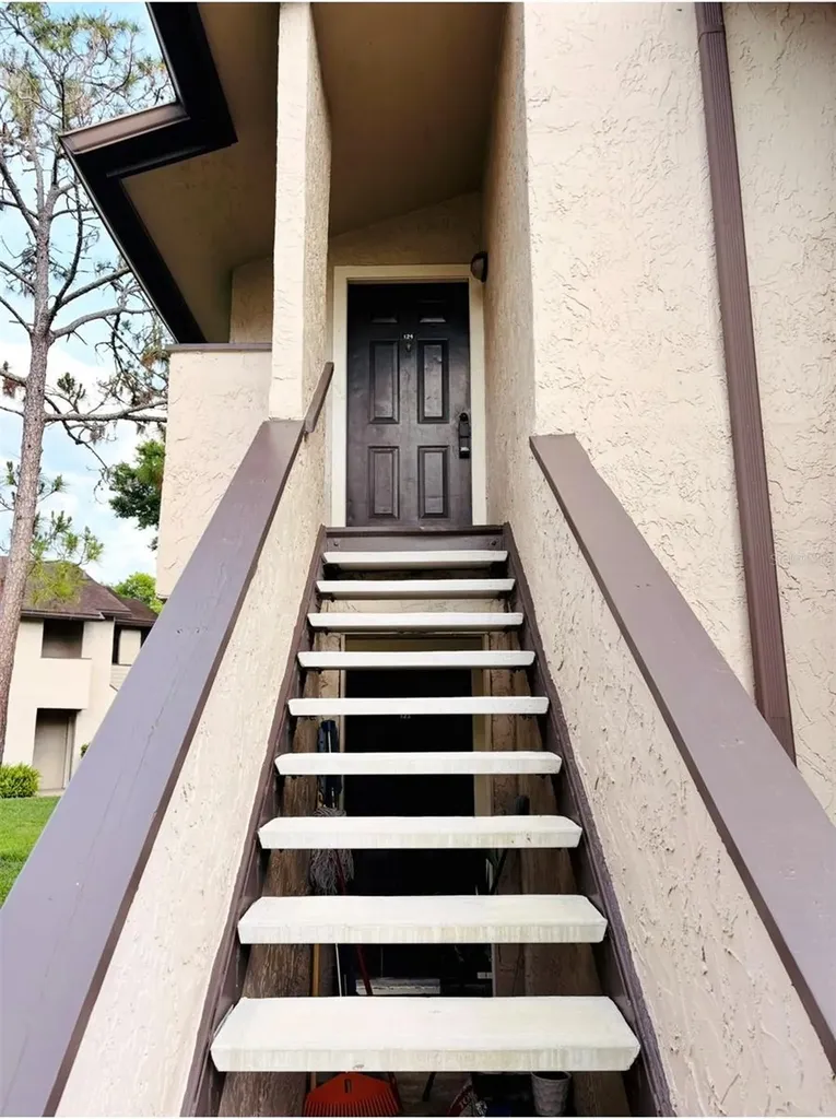 3019 Antique Oaks Circle Winter Park FL 32792
