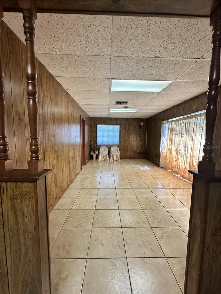 820 E Orange Avenue Eustis FL 32726