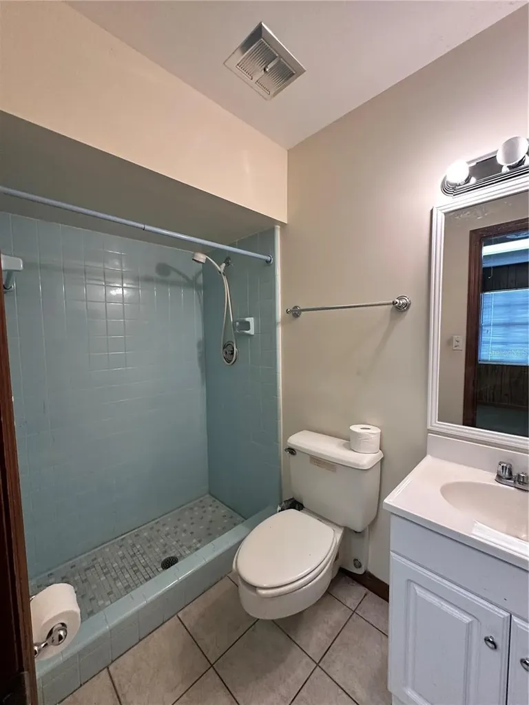 820 E Orange Avenue Eustis FL 32726