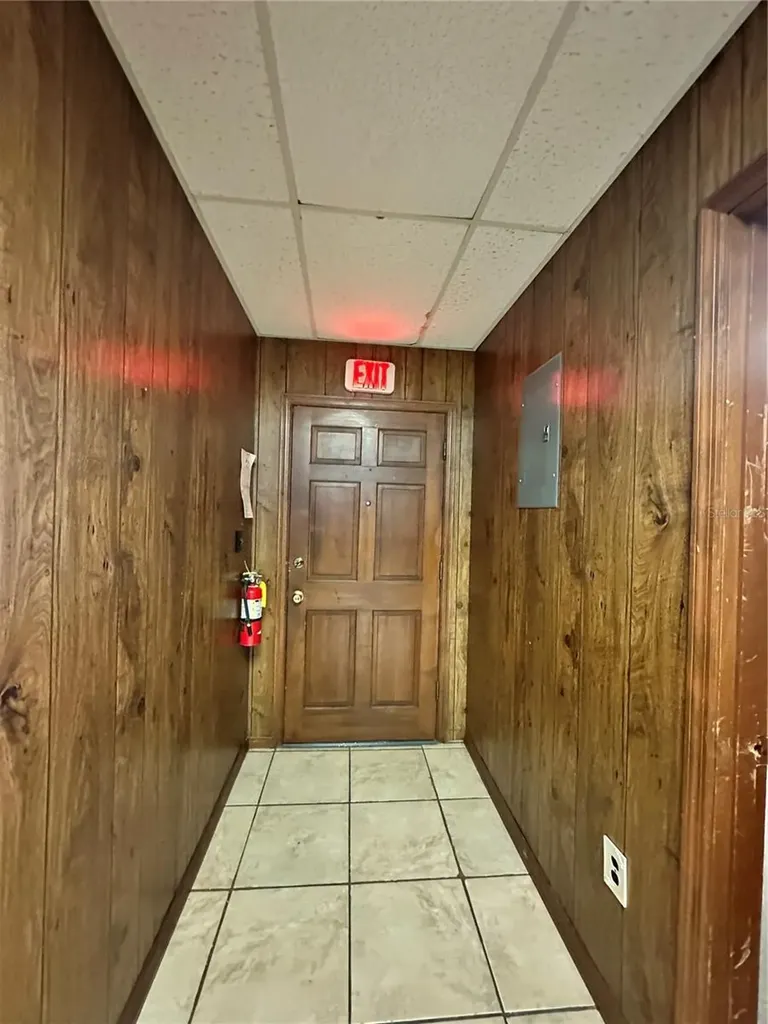 820 E Orange Avenue Eustis FL 32726