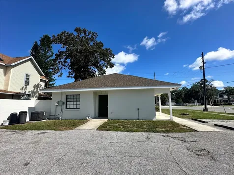 820 E Orange Avenue Eustis FL 32726