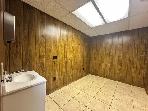 820 E Orange Avenue Eustis FL 32726