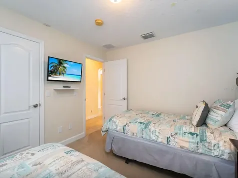 641 Old Bridge Circle Davenport FL 33897