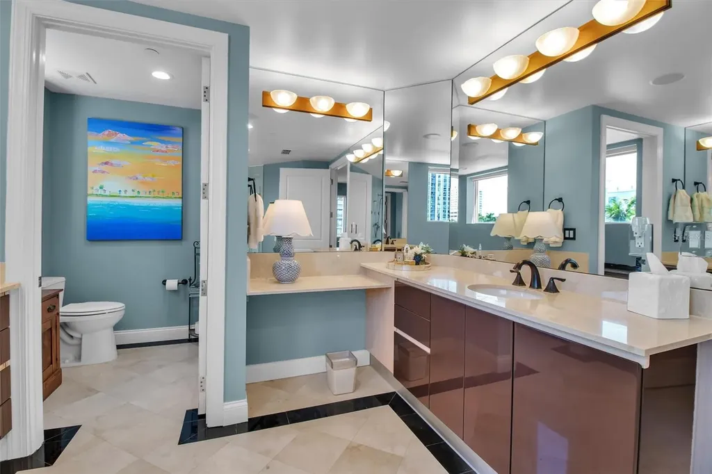 128 Golden Gate Point Sarasota FL 34236