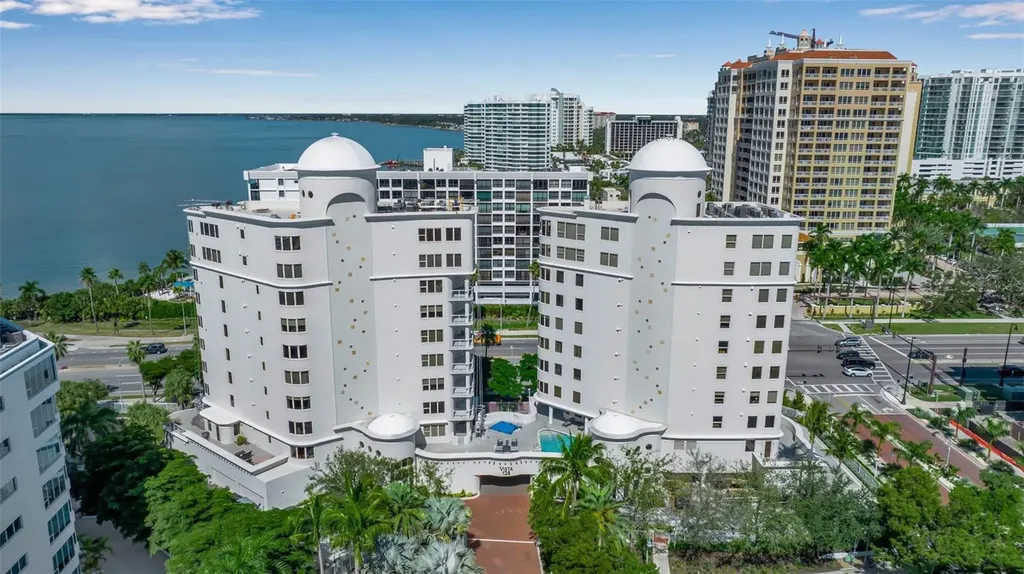 128 Golden Gate Point Sarasota FL 34236