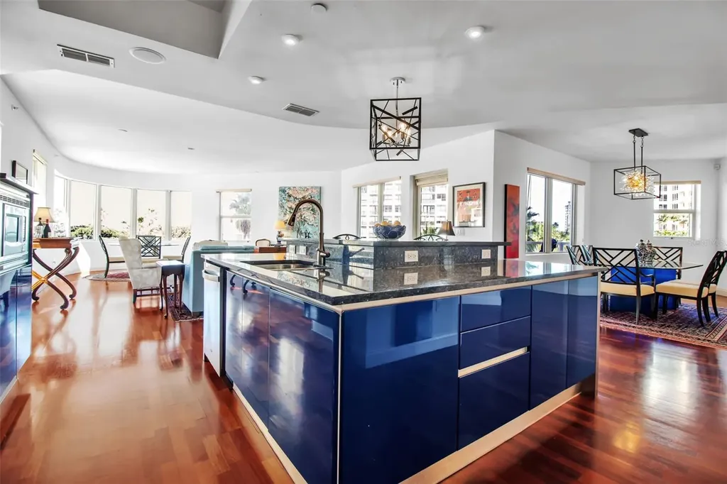 128 Golden Gate Point Sarasota FL 34236