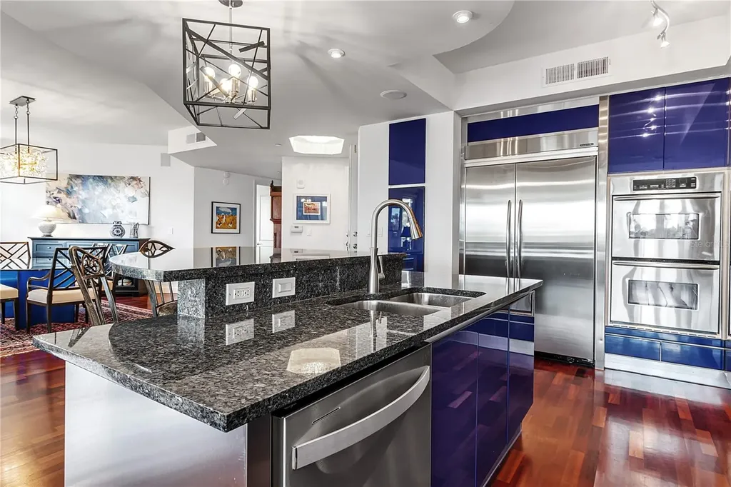 128 Golden Gate Point Sarasota FL 34236