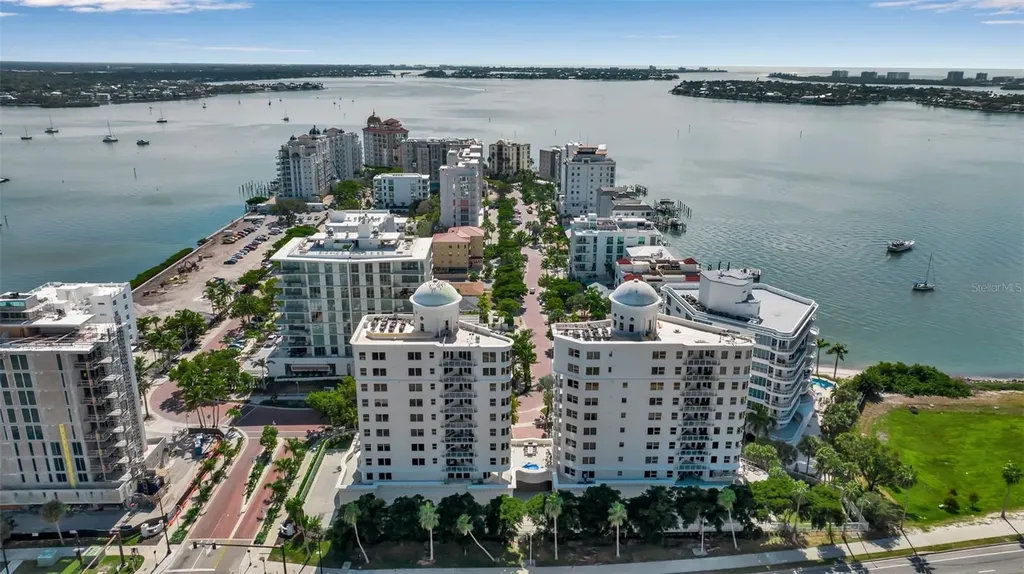 128 Golden Gate Point Sarasota FL 34236