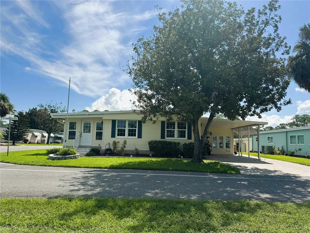 518 Hawthorne Boulevard Leesburg FL 34748