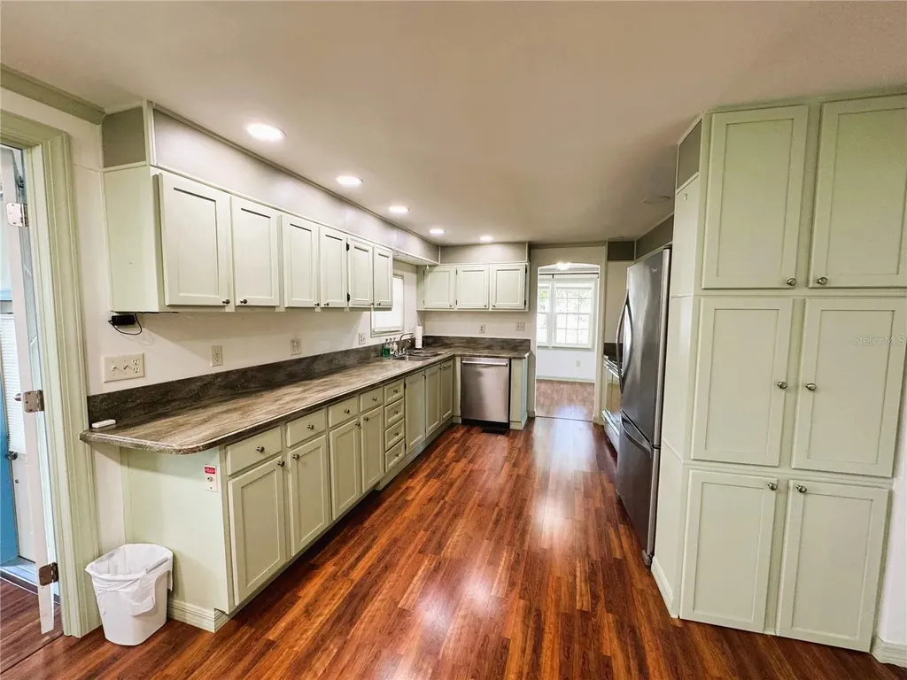 518 Hawthorne Boulevard Leesburg FL 34748