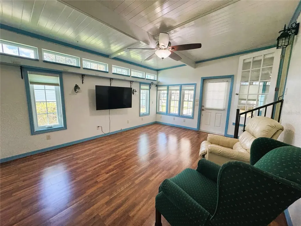 518 Hawthorne Boulevard Leesburg FL 34748