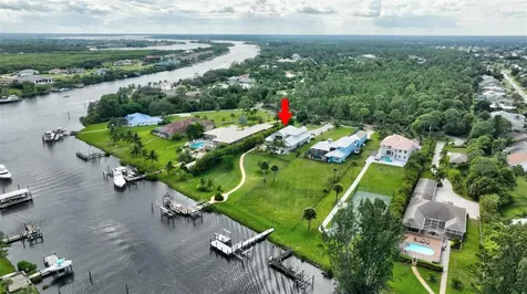 2461 SE North Lookout Boulevard Port St Lucie FL 34984