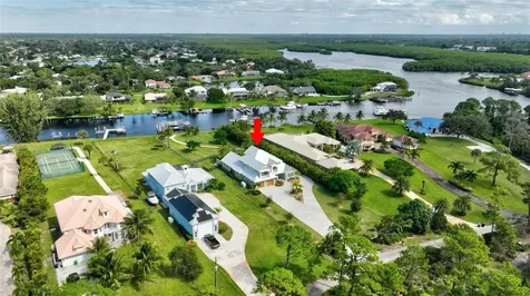 2461 SE North Lookout Boulevard Port St Lucie FL 34984